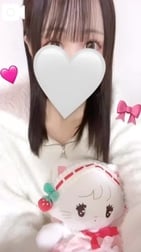 👧🏻🩷