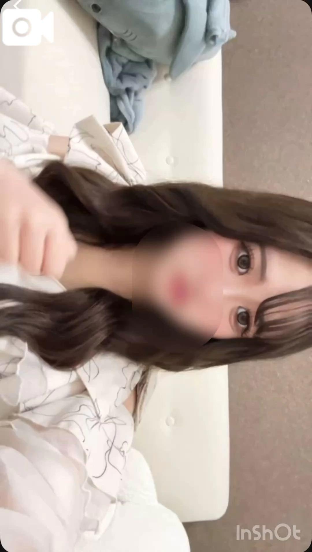 아직도 애교많은 좋아요 🥺︎
