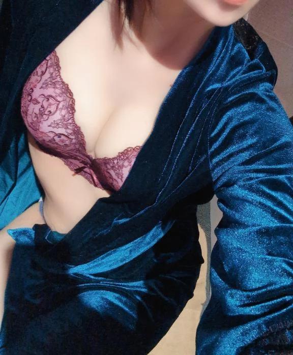 휴일입니다.
