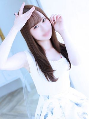 新人・優乃유노